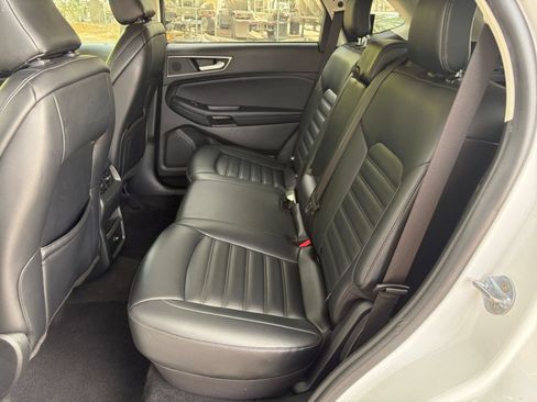 Used 2024 Ford Edge SEL AWD/4WD image 37