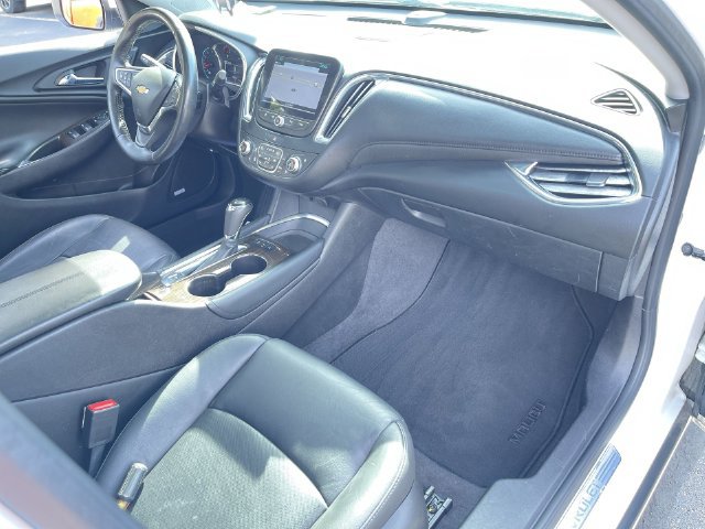 Certified 2017 Chevrolet Malibu Premier w/ Premier Sun and Wheel Package FWD image 30