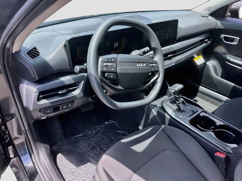 New 2026 Kia K4 FWD image 9