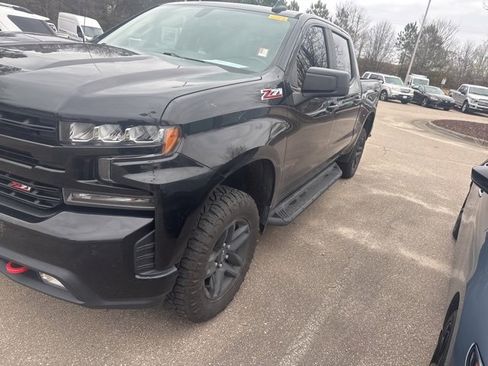 Used 2022 Chevrolet Silverado 1500 LT Trail Boss w/ Bed Protection Package image 4