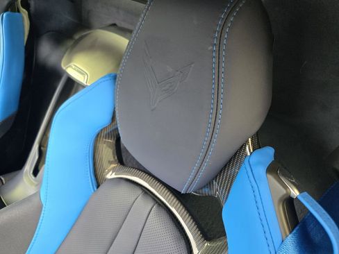 Used 2024 Chevrolet Corvette Stingray Premium Conv w/ Z51 Performance Package RWD image 27