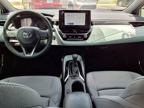 Used 2025 Toyota Corolla SE FWD image 17