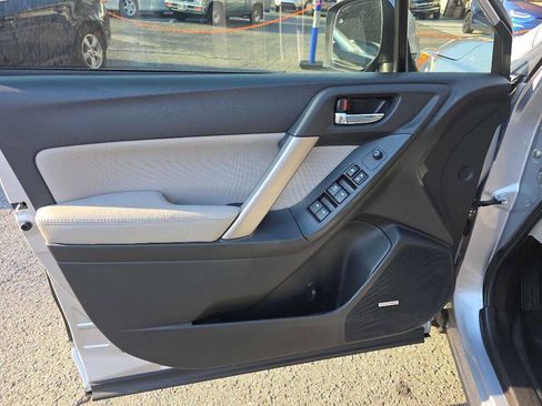 Used 2016 Subaru Forester 2.5i Limited w/ Popular Package #2 image 11