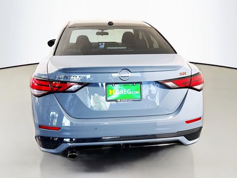 Used 2025 Nissan Sentra SR FWD image 8