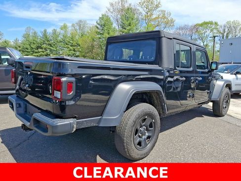 Used 2022 Jeep Gladiator Sport AWD/4WD image 6