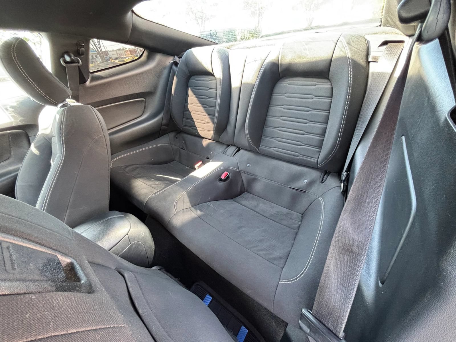 Used 2015 Ford Mustang GT RWD image 14