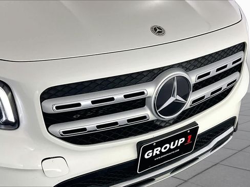 Certified 2022 Mercedes-Benz GLB 250 4MATIC image 30