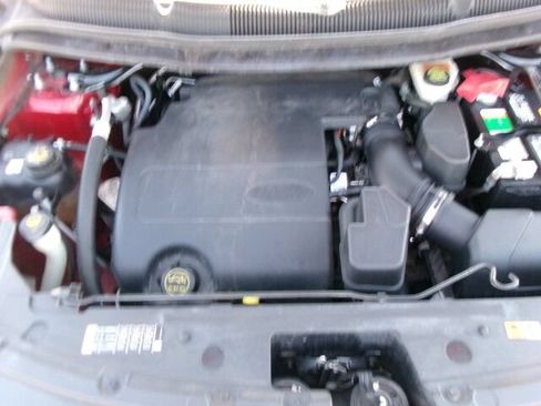 Used 2017 Ford Explorer XLT w/ Equipment Group 201A FWD image 21
