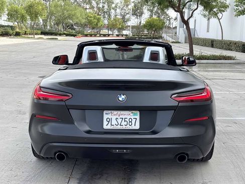 Used 2021 BMW Z4 sDrive30i w/ Convenience Package RWD image 12