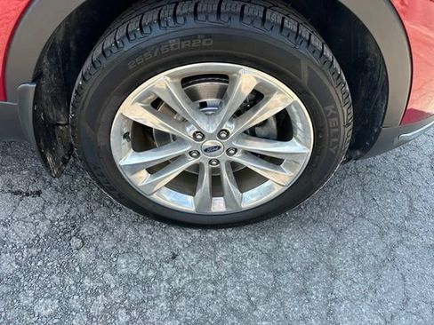 Used 2018 Ford Explorer Limited AWD/4WD image 12