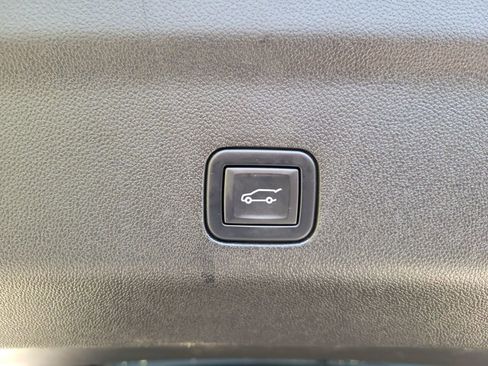 Used 2023 Chevrolet Tahoe LT image 49