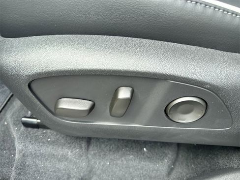 New 2026 Buick Enclave Sport Touring w/ Power Package image 18