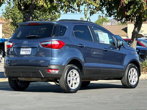 Used 2022 Ford EcoSport SE w/ SE Convenience Package image 4