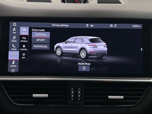 Used 2021 Porsche Cayenne AWD/4WD image 36