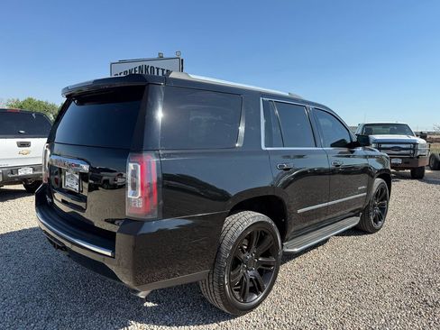 Used 2015 GMC Yukon Denali w/ Touring Package AWD/4WD image 10