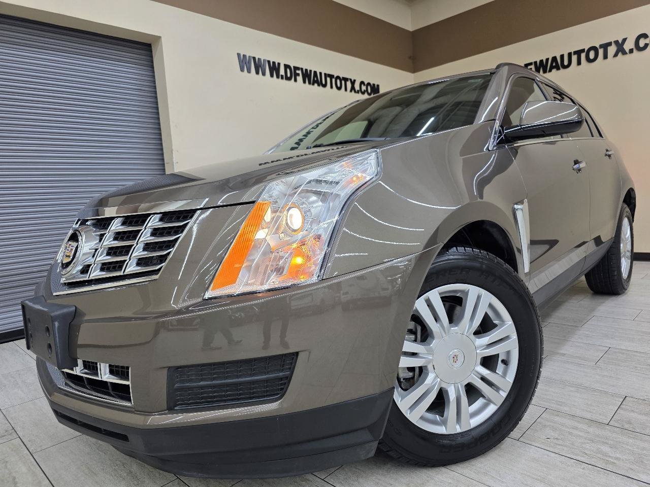 Used 2014 Cadillac SRX FWD image 1