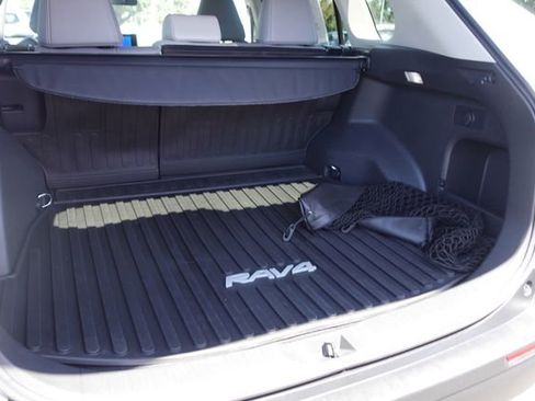 Certified 2023 Toyota RAV4 XLE Premium FWD image 31