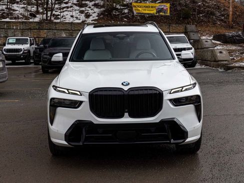 Used 2026 BMW X7 xDrive40i image 2