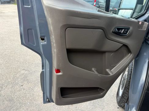 Used 2020 Ford Transit 250 148 High Roof Extended RWD image 11