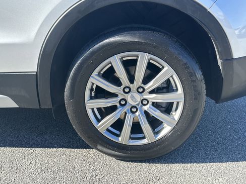 Used 2020 Cadillac XT4 Premium Luxury image 19