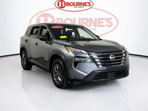 Used 2024 Nissan Rogue S AWD/4WD image 1