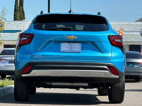 New 2026 Chevrolet Trax LT FWD image 5