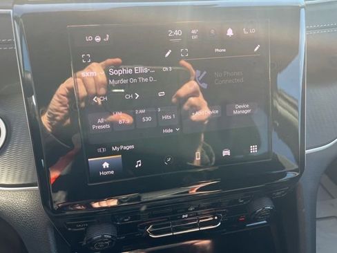 New 2025 Jeep Grand Cherokee 4WD image 15