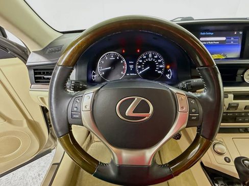 Used 2015 Lexus ES 350 image 11