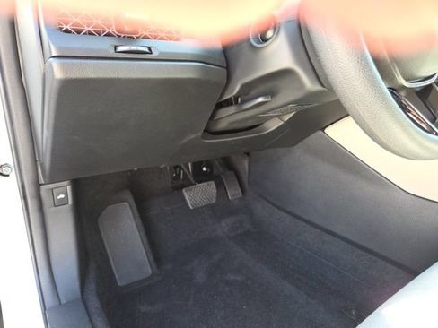 Certified 2024 Honda Accord EX image 33