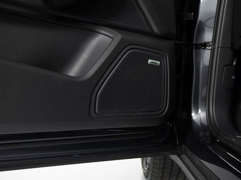 Certified 2026 Porsche Macan AWD/4WD image 20
