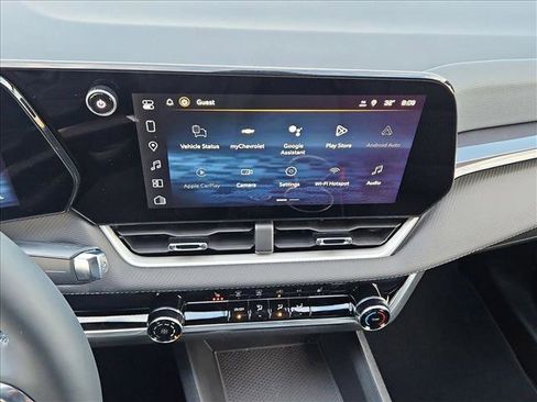 New 2026 Chevrolet Equinox LT w/ Safety and Technology Package image 12