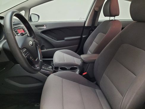 Used 2018 Kia Forte LX FWD image 17