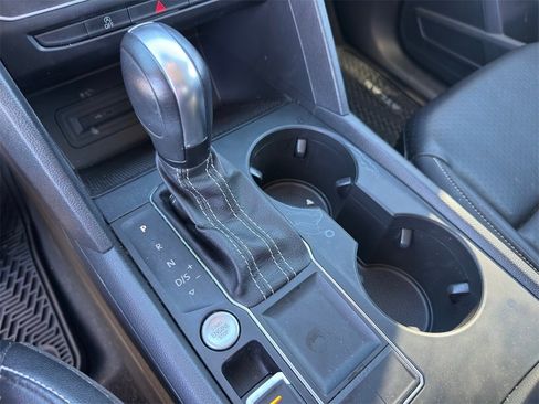 Used 2022 Volkswagen Atlas SE image 16