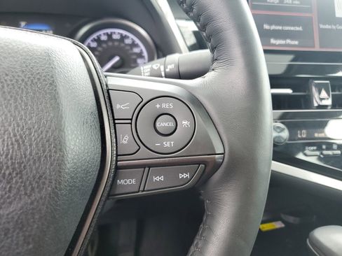 Used 2023 Toyota Camry SE w/ Cold Weather Package image 23