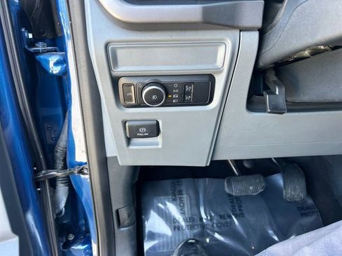 Used 2024 Ford F150 XLT image 28