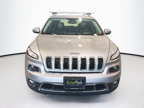 Used 2015 Jeep Cherokee Limited w/ Luxury Group AWD/4WD image 2