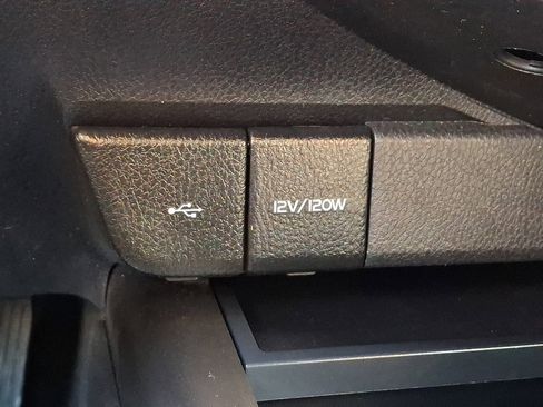 Used 2023 Toyota Camry SE image 22