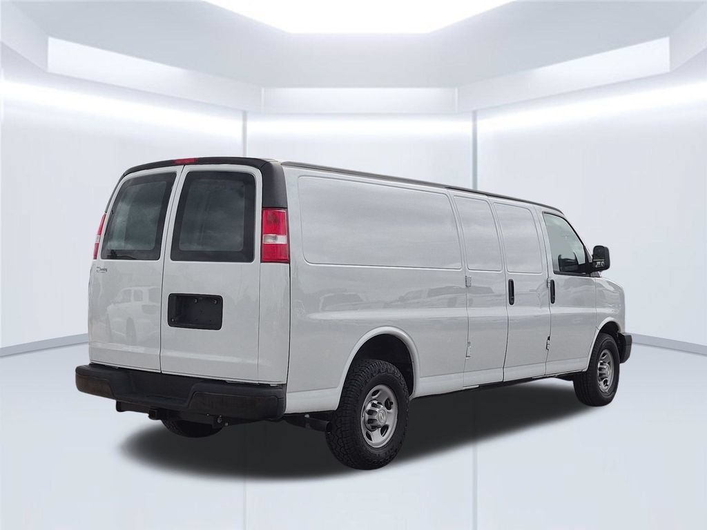 Used 2021 Chevrolet Express 2500 Extended w/ Driver Convenience Package RWD image 6
