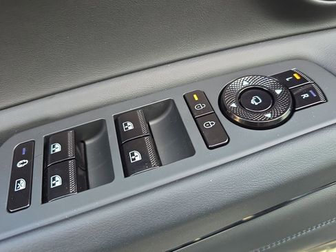 New 2026 Genesis GV80 3.5T e-SC image 13