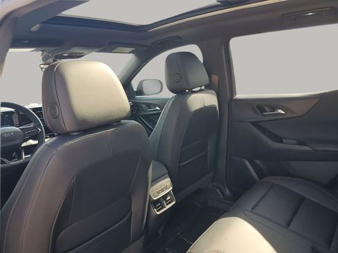 Used 2025 Chevrolet Equinox RS w/ Safety and Technology Package image 18