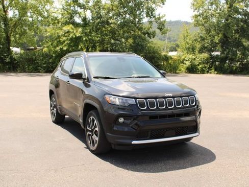 Used 2022 Jeep Compass Limited AWD/4WD image 1