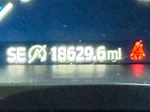 Certified 2023 Ford F150 Lariat w/ Equipment Group 502A High image 33