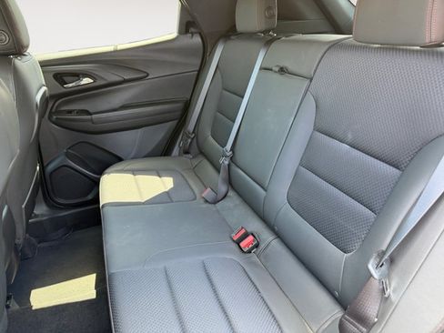 Used 2023 Chevrolet TrailBlazer RS AWD/4WD image 9