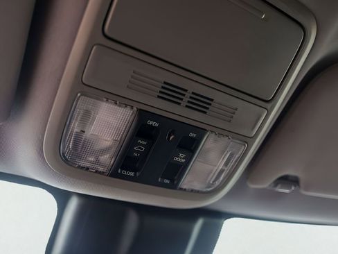 Used 2019 Honda Odyssey EX-L image 24