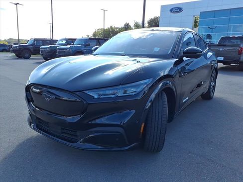 Certified 2021 Ford Mustang Mach-E Premium image 7