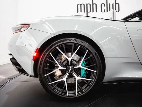 Used 2024 Aston Martin DB12 Convertible RWD image 22