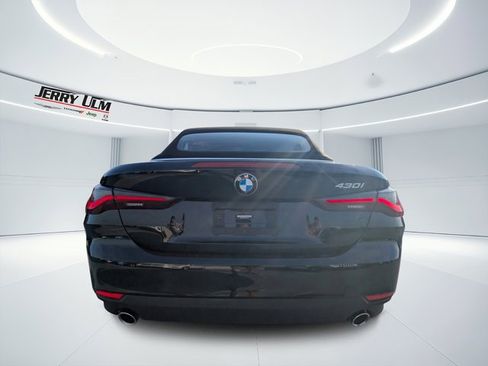 Used 2023 BMW 430i Convertible w/ Premium Package image 4