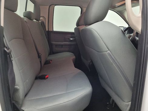Used 2015 RAM 1500 Classic SLT AWD/4WD image 19