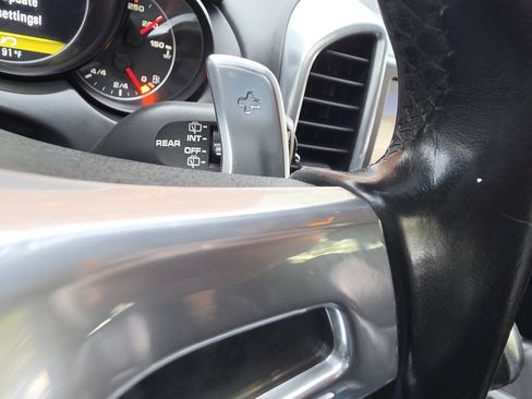 Used 2011 Porsche Cayenne Turbo AWD/4WD image 61
