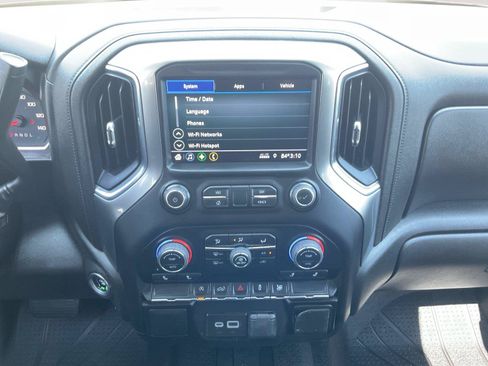 Used 2021 Chevrolet Silverado 1500 LT w/ Bed Protection Package AWD/4WD image 11